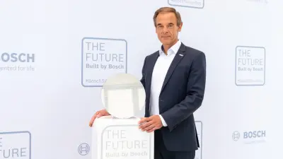 博世集团董事会主席沃尔克马尔·邓纳尔博士