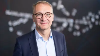 Klaus Mäder将负责运营，包括博世全球所有工厂和质量的管理。