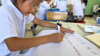 阅读活动小组营员在写沙龙活动
